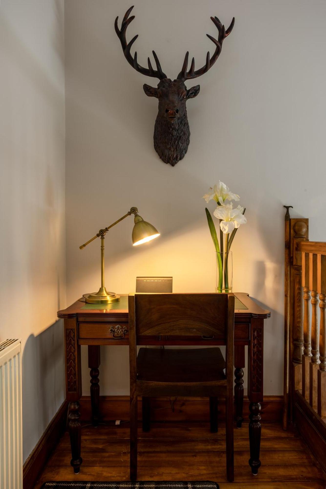 Blackfriars Residence - Beautiful Home Edinburg Exteriör bild